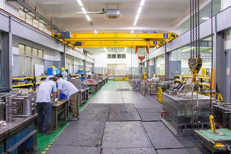 塑胶模具厂家开模车间