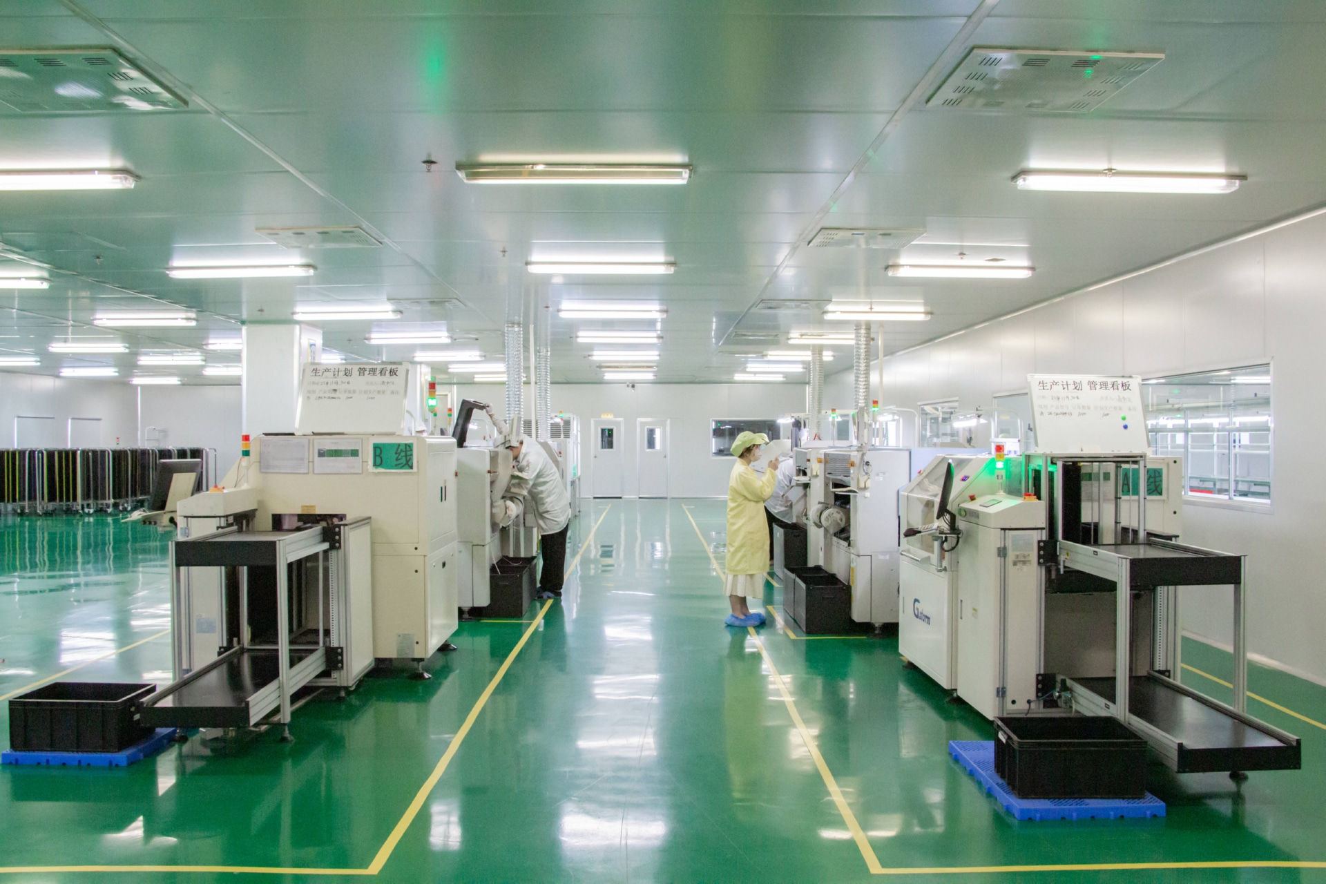 广东永超注塑模具加工厂家SMT贴片车间实拍图片