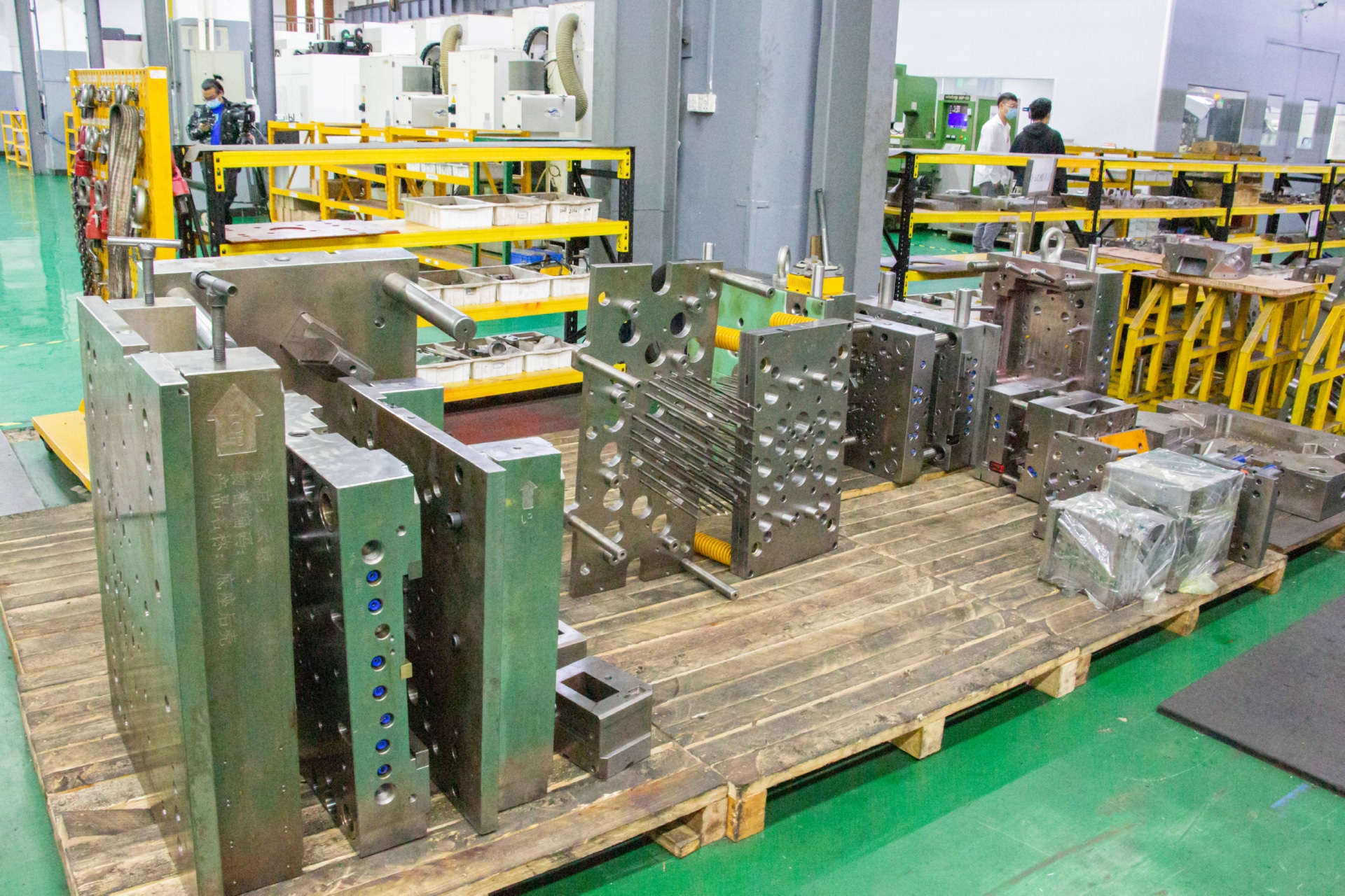 广东永超注塑模具加工厂家模具制造车间实拍图片