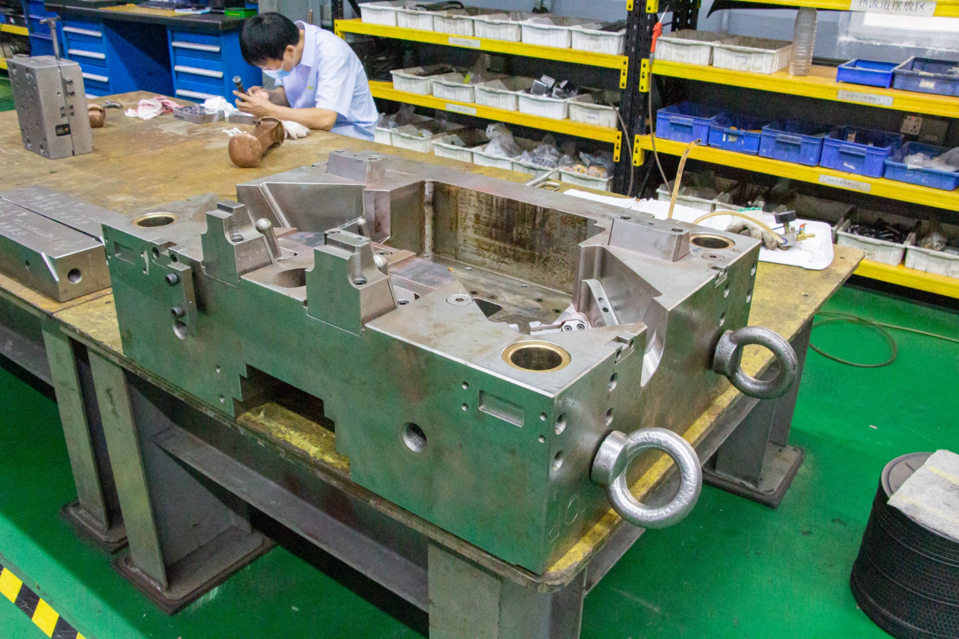 东莞永超塑胶模具厂家模具车间实拍图片