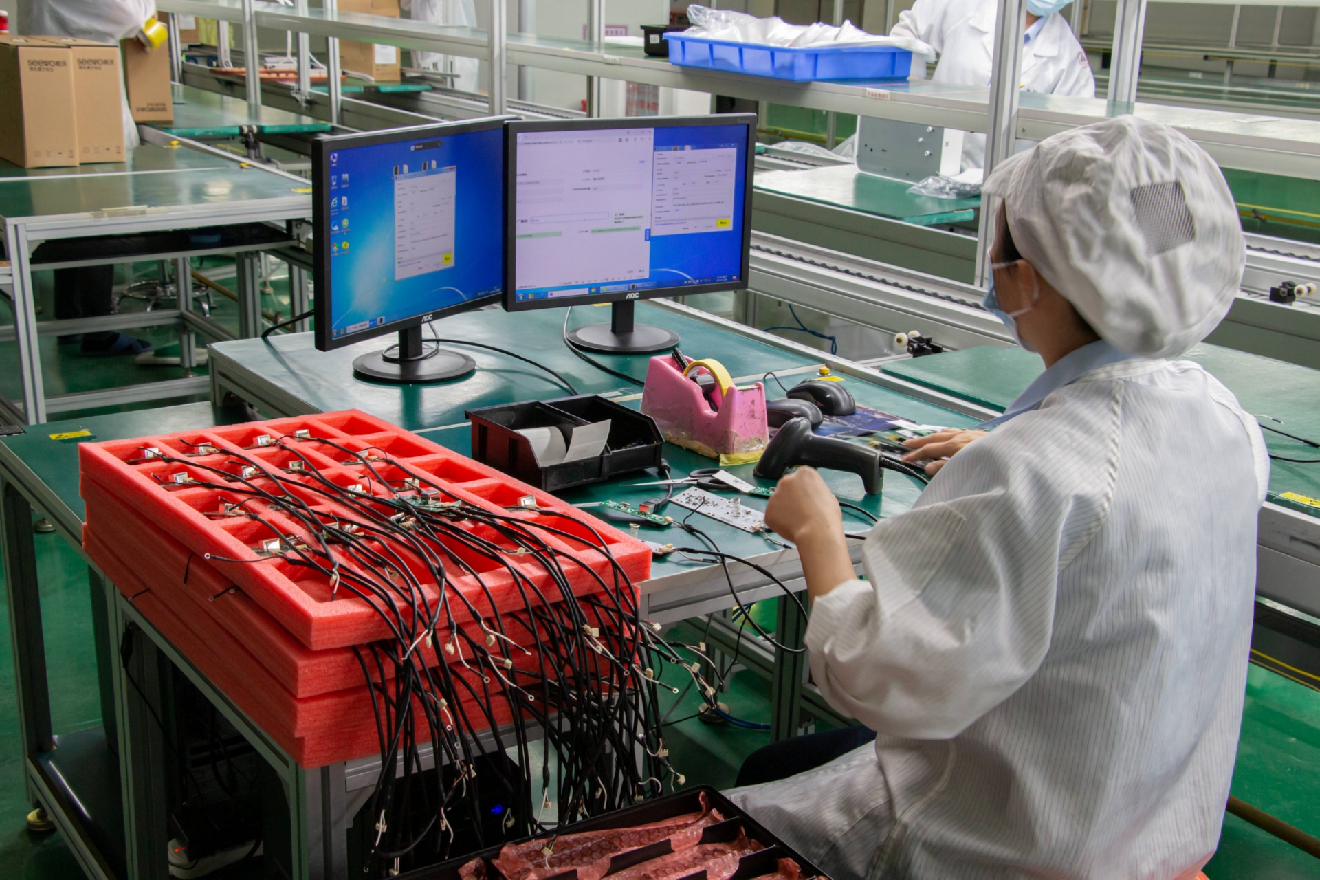东莞永超塑胶模具厂家组装车间实拍图片