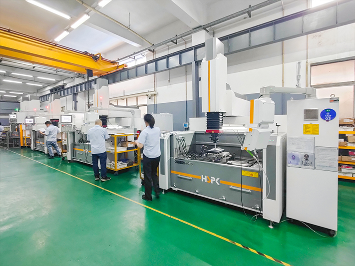 广东永超塑胶模具厂家开模车间实拍图片