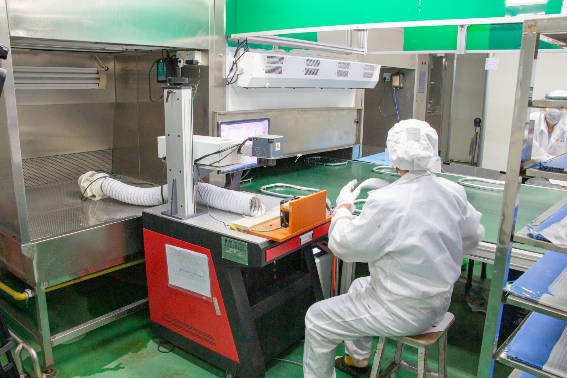 广东永超注塑模具加工厂家喷涂丝印车间实拍图片