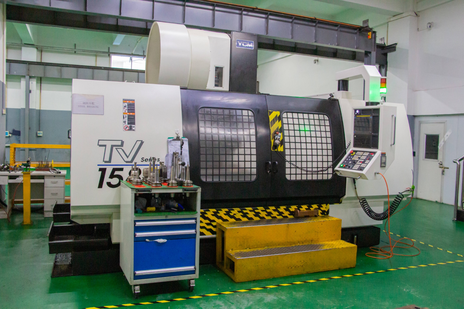 东莞永超塑胶模具厂家模具车间实拍图片