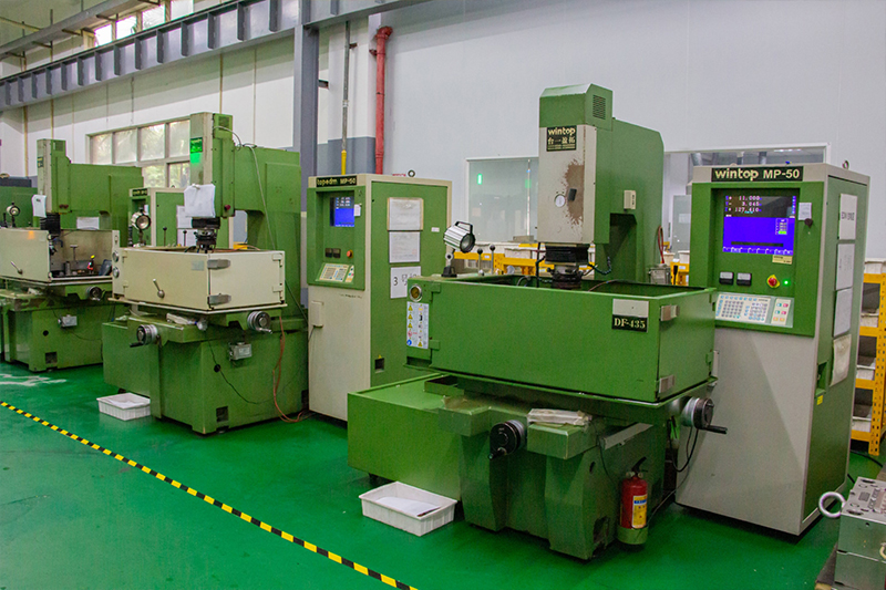 广东永超塑胶模具厂家模具车间实拍图片