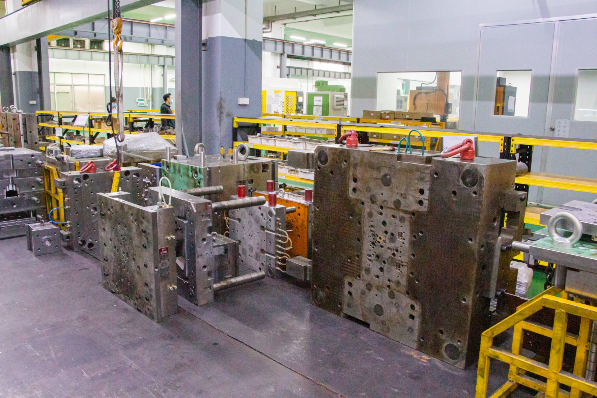 东莞永超塑胶模具厂家模具车间实拍图片