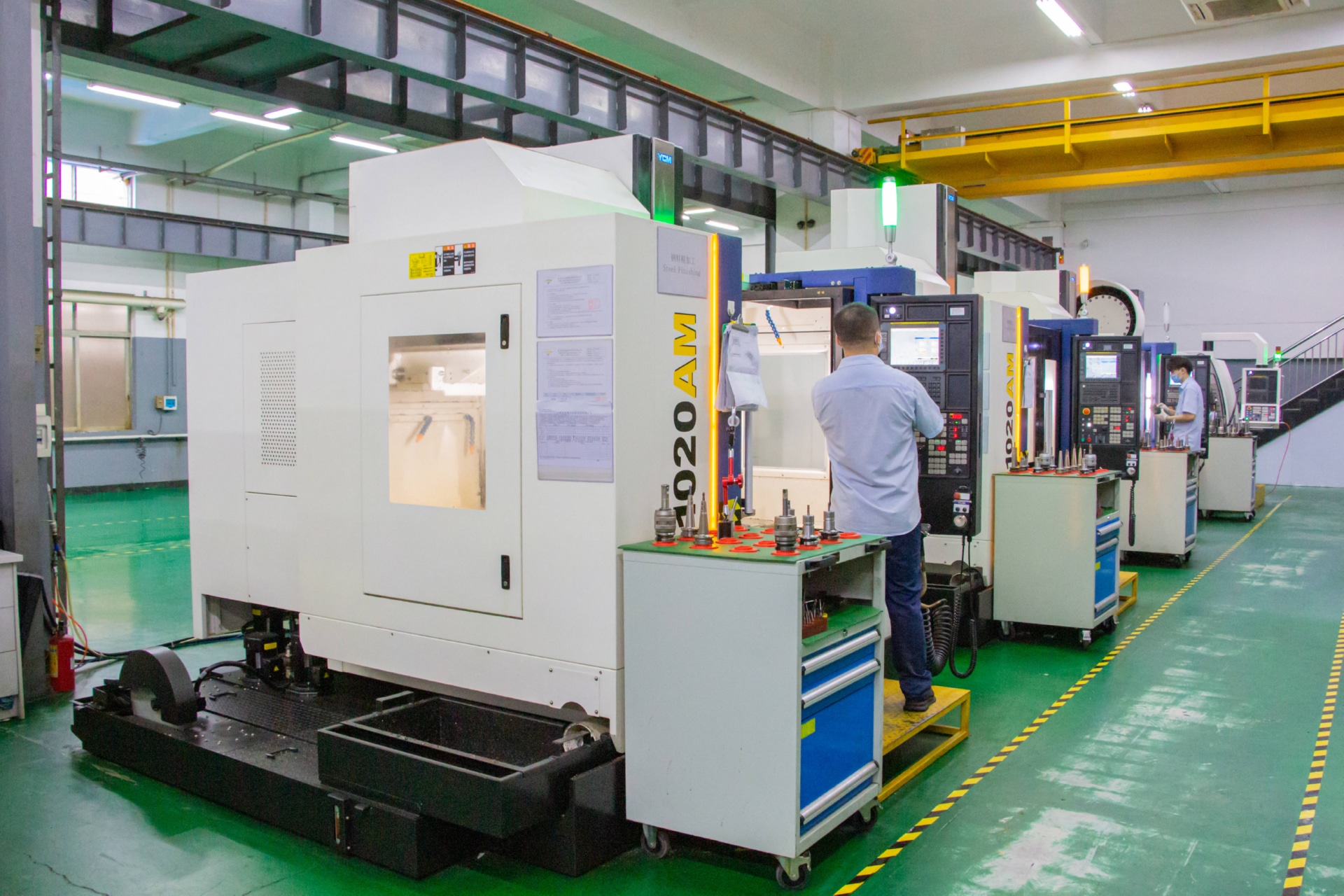 东莞永超塑胶模具厂家模具车间实拍图片