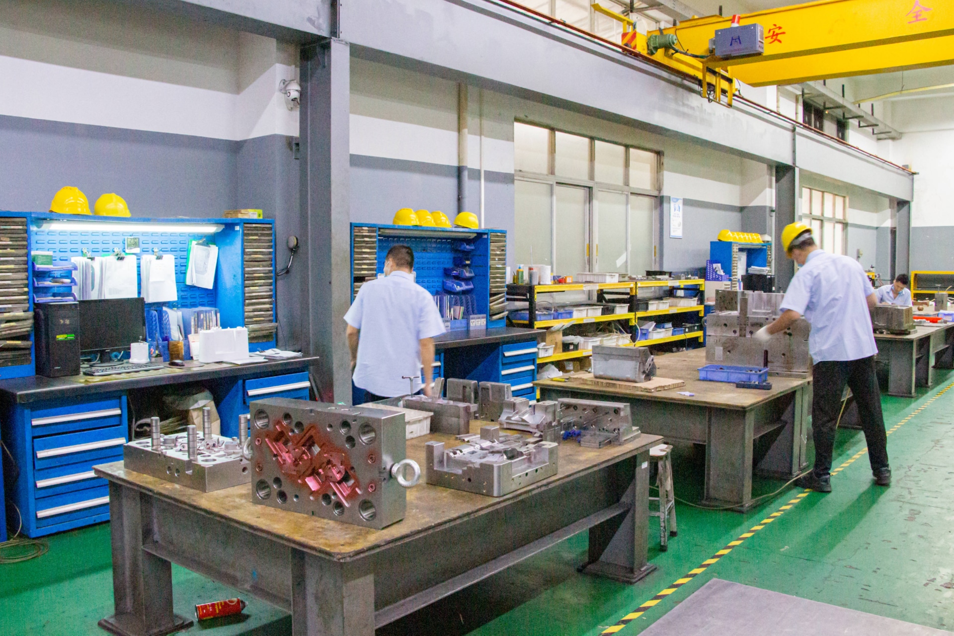 广东永超注塑模具加工厂家模具制造车间实拍图片